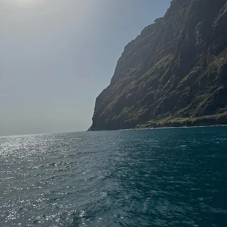 Δωμάτια σε οικογενειακή κατοικία Garajau Madeira Holidays *